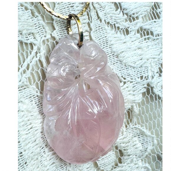 Vintage Rose Quartz Carved Floral 14k Gold Pendant - Picture 5 of 11